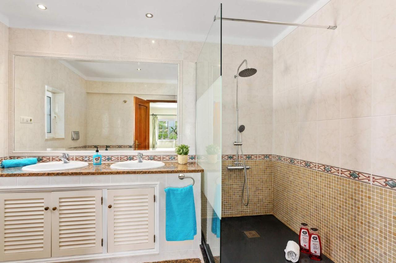 Vivenda Gabriel #Vivgabriel Villa อัลบูเฟรา ภายนอก รูปภาพ